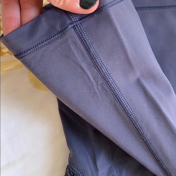 Lululemon Lavender Cropped Leggings - Picture 2 of 6